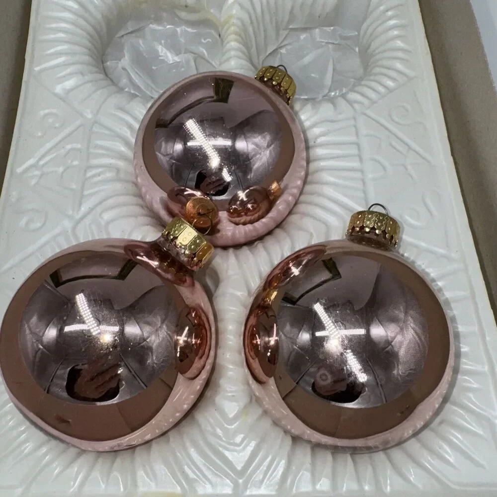 7 Vintage Commodore Glass‎ Ball Xmas Ornaments 2.5